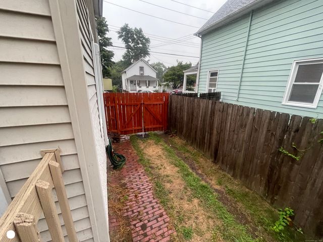 86 Webb Street, Hamden, CT 06517