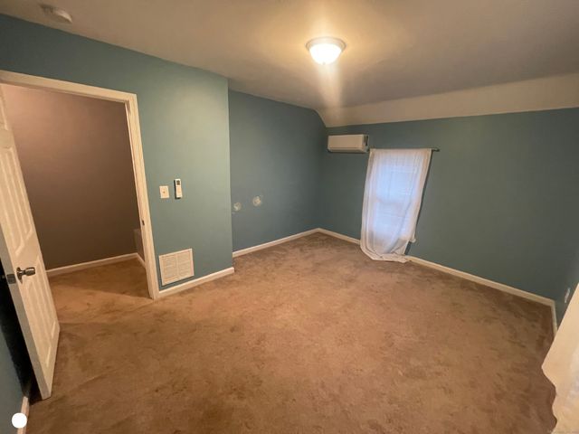 86 Webb Street, Hamden, CT 06517