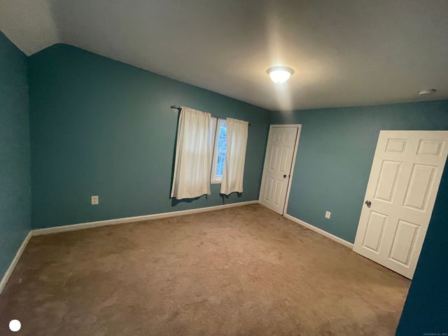86 Webb Street, Hamden, CT 06517