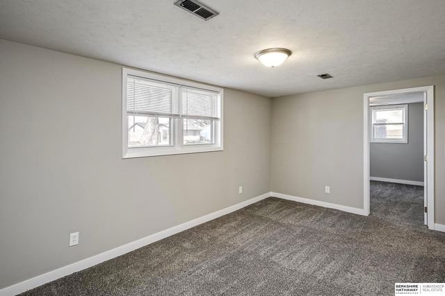 3505 S 130TH Street, Omaha, NE 68144