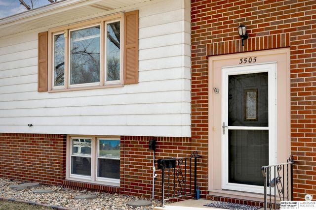 3505 S 130TH Street, Omaha, NE 68144