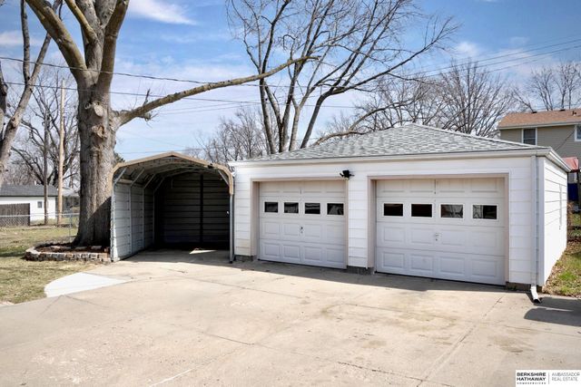 3505 S 130TH Street, Omaha, NE 68144