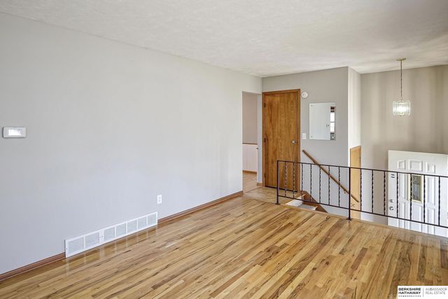 3505 S 130TH Street, Omaha, NE 68144