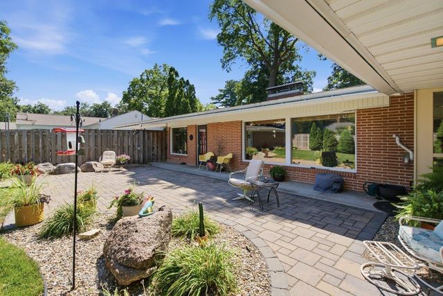 2810 Neola Street, Cedar Falls, IA 50613
