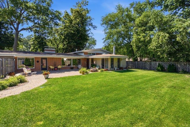 2810 Neola Street, Cedar Falls, IA 50613