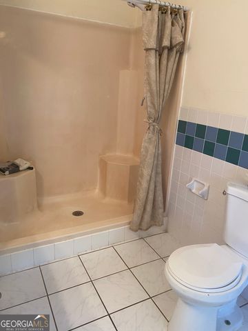 191 LaGrange Street, Grantville, GA 30220
