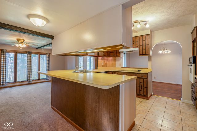 996 Old State Road 46, Nashville, IN 47448