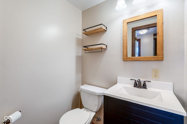 996 Old State Road 46, Nashville, IN 47448