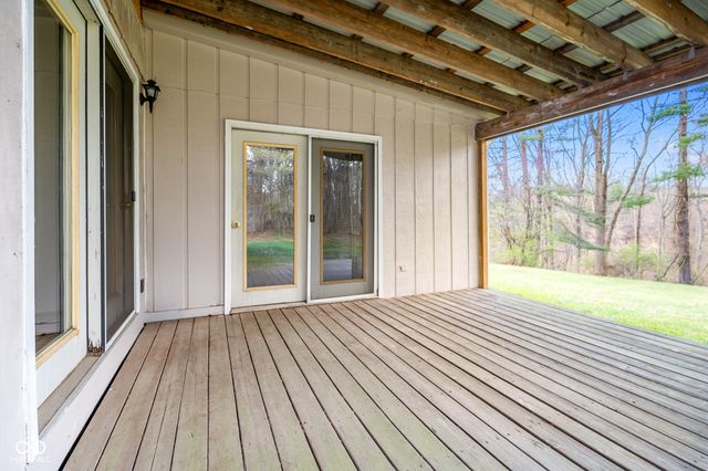 996 Old State Road 46, Nashville, IN 47448