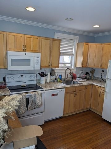12 Knowlton Street 12A, Somerville, MA 02145