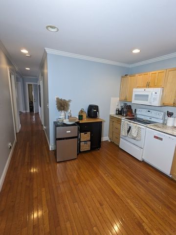 12 Knowlton Street 12A, Somerville, MA 02145