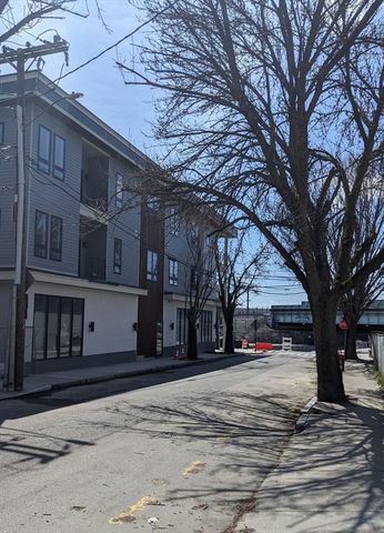 12 Knowlton Street 12A, Somerville, MA 02145