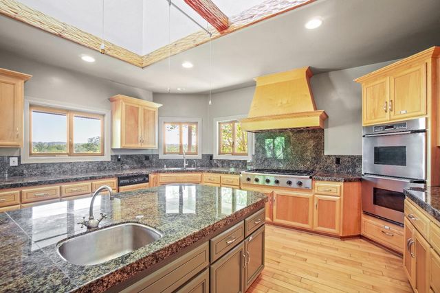 2421 Chantrelle Ct, Placerville, CA 95667