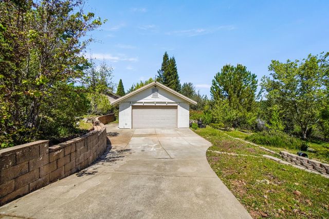 2421 Chantrelle Ct, Placerville, CA 95667