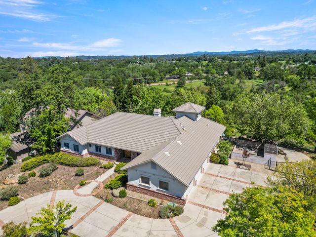 2421 Chantrelle Ct, Placerville, CA 95667
