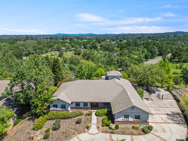 2421 Chantrelle Ct, Placerville, CA 95667