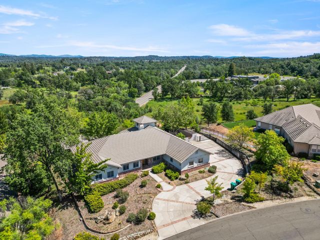 2421 Chantrelle Ct, Placerville, CA 95667