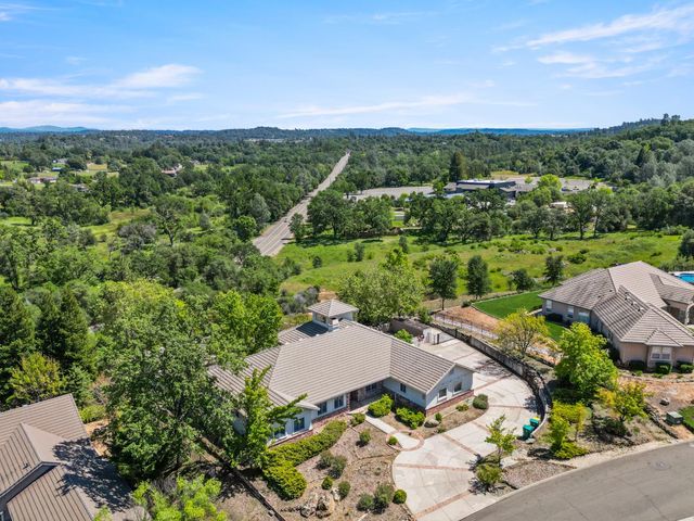 2421 Chantrelle Ct, Placerville, CA 95667