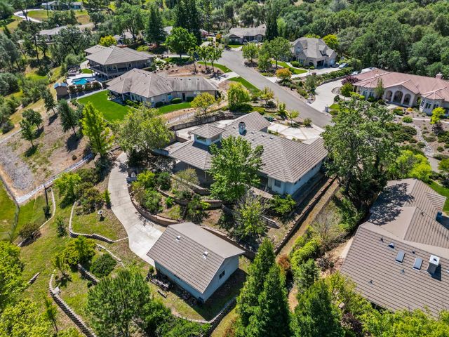 2421 Chantrelle Ct, Placerville, CA 95667