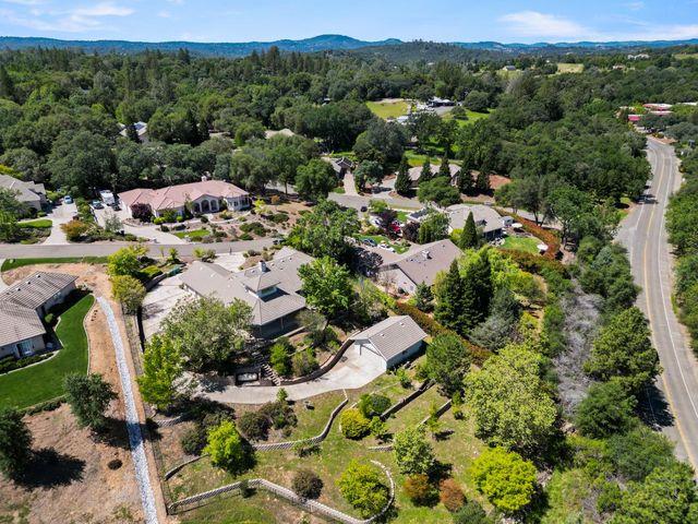 2421 Chantrelle Ct, Placerville, CA 95667