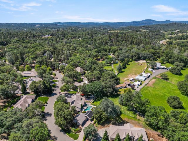 2421 Chantrelle Ct, Placerville, CA 95667