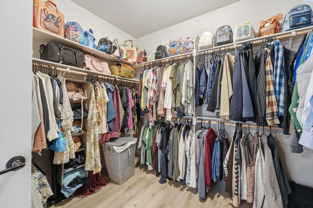 2572 Clark Ridge Dr, Richland, WA 99352