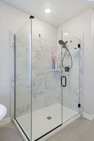 2572 Clark Ridge Dr, Richland, WA 99352