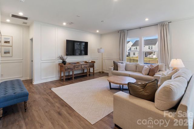 11104 Godwit Lane, Charlotte, NC 28278