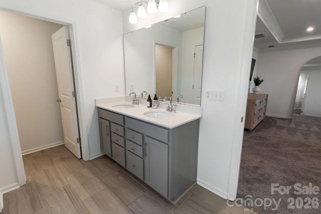 11104 Godwit Lane, Charlotte, NC 28278