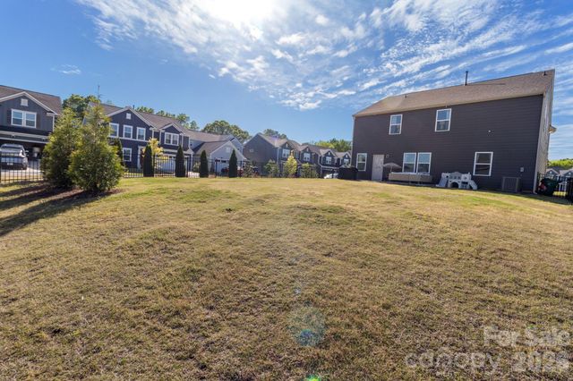 11104 Godwit Lane, Charlotte, NC 28278