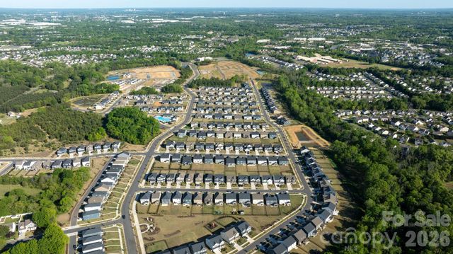 11104 Godwit Lane, Charlotte, NC 28278