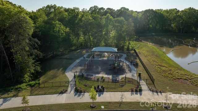 11104 Godwit Lane, Charlotte, NC 28278