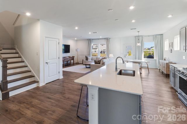 11104 Godwit Lane, Charlotte, NC 28278