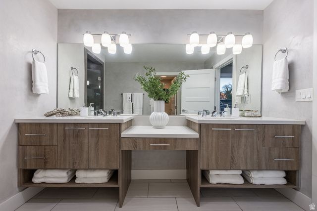 4971 S WESTMOOR RD, Holladay, UT 84117