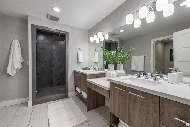 4971 S WESTMOOR RD, Holladay, UT 84117