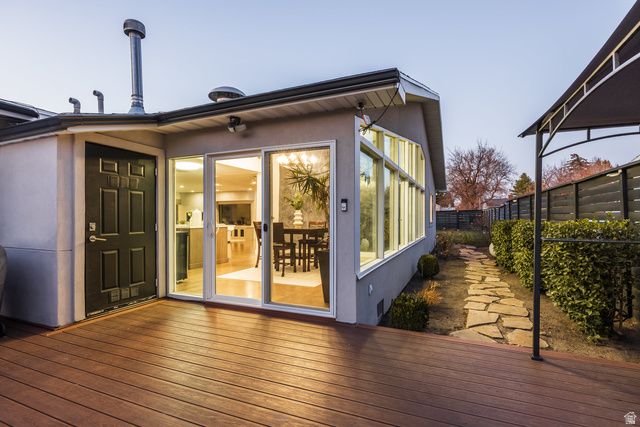 4971 S WESTMOOR RD, Holladay, UT 84117