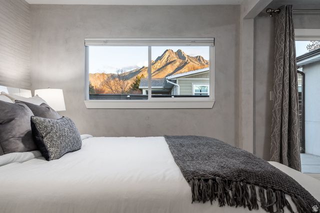 4971 S WESTMOOR RD, Holladay, UT 84117