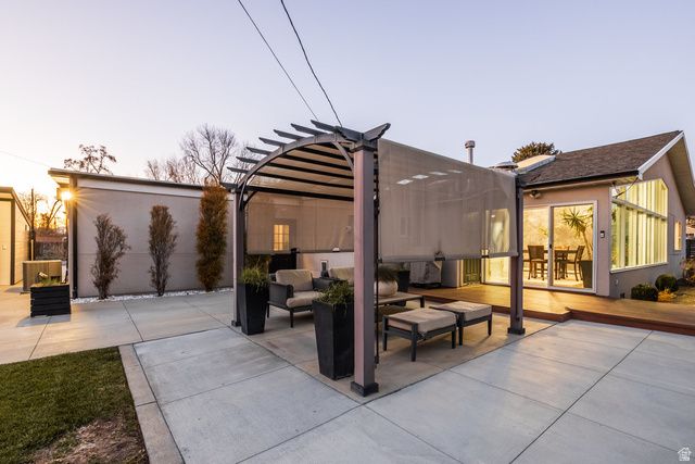 4971 S WESTMOOR RD, Holladay, UT 84117