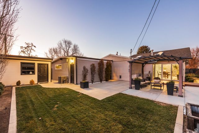 4971 S WESTMOOR RD, Holladay, UT 84117