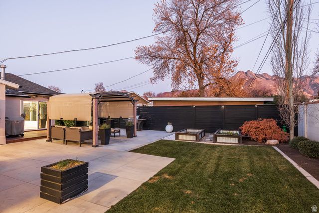 4971 S WESTMOOR RD, Holladay, UT 84117