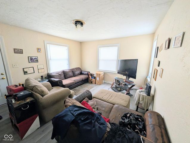 309 W 29th Street, Anderson, IN 46016