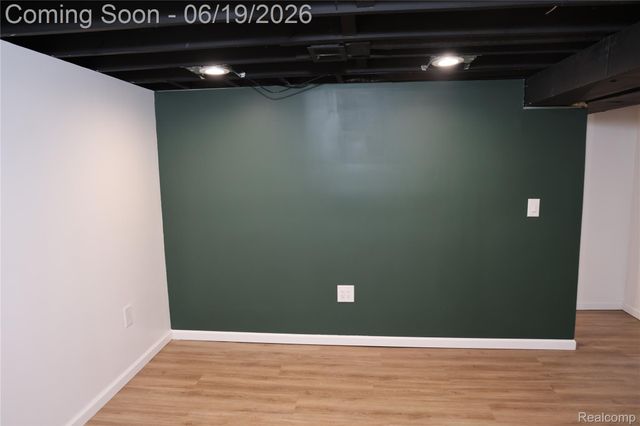 17396 Brody Avenue, Allen Park, MI 48101