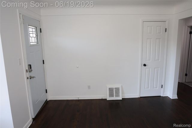 17396 Brody Avenue, Allen Park, MI 48101