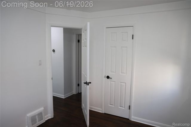 17396 Brody Avenue, Allen Park, MI 48101