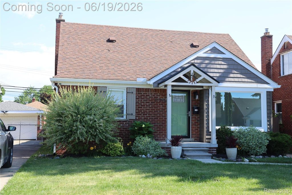 17396 Brody Avenue, Allen Park, MI 48101