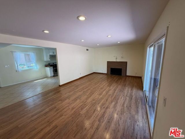 11648 Prager Avenue, Sylmar, CA 91342