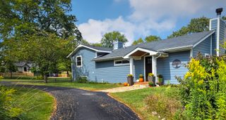 26900 W Taylor Street, Barrington, IL 60010