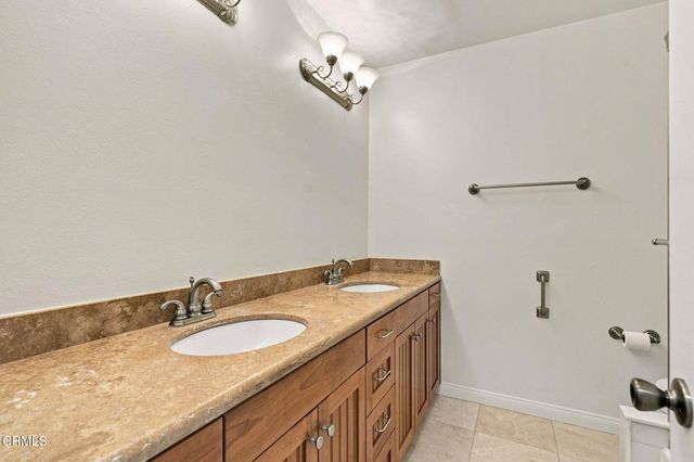 1747 Meander Drive, Simi Valley, CA 93065