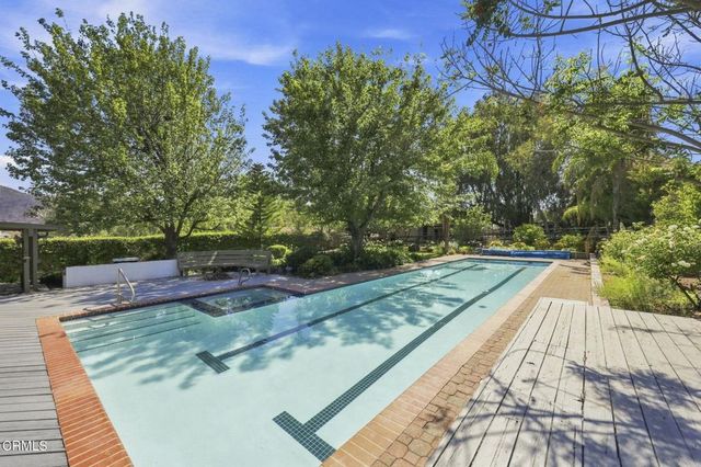 1747 Meander Drive, Simi Valley, CA 93065