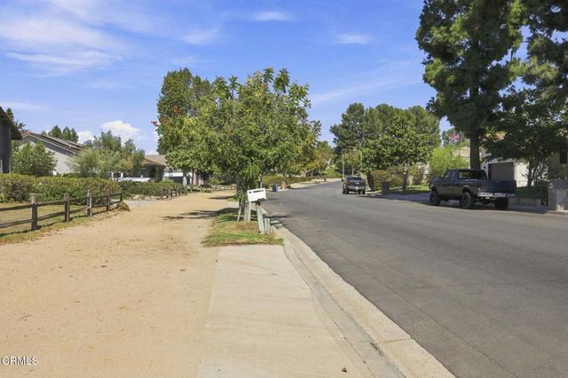 1747 Meander Drive, Simi Valley, CA 93065
